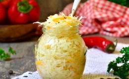 How to marinate cabbage without vegetable oil