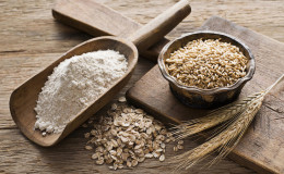 What is the advantage of oat flour: benefits and harms to the body