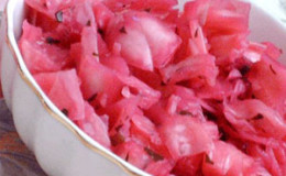 The best recipes for cabbage pills (dumplings) with and without beets