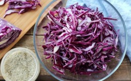 A selection of very tasty recipes for red cabbage for the winter in a jar