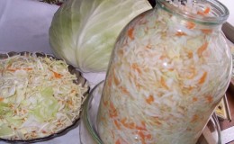 Correcting shortcomings in the preparation: how to remove bitterness from sauerkraut and why it appears