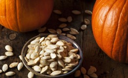 How to dry pumpkin seeds at home: choose the best way and follow the instructions