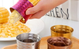 How to clean corn from grains at home: the best life hacks for quick processing of a vegetable