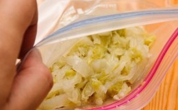 We save the workpieces for a long time: is it possible to freeze sauerkraut and how to do it correctly