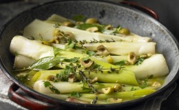 How to keep leeks for the winter: drying, freezing and the best recipes for preparations