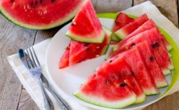 Is it possible to eat watermelon with cholecystitis and pancreatitis