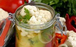 The best recipes for spicy cauliflower for the winter