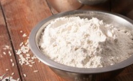 How much starch is in rice and is it even in it?
