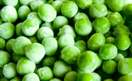 The simplest blanks: how to freeze green peas at home for the winter and what to cook from them later