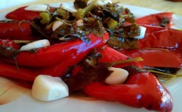 How to deliciously prepare Tsitsak pepper for the winter: the best recipes and recommendations of experienced housewives
