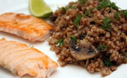 We compose the menu wisely: what is buckwheat combined with with proper nutrition