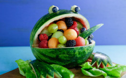 The question that worries many: why is a watermelon a berry?