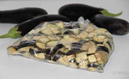 How to freeze fresh eggplants for the winter at home, and what to cook from them