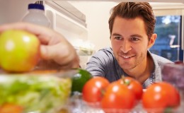 Fresh harvest for a long time: why tomatoes cannot be stored in the refrigerator and where is it better to do it