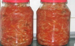 The best recipes for harvesting cabbage in tomato juice for the winter without sterilization