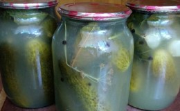 What to do if cucumbers in the jar are cloudy: how to correct mistakes and prevent them in the following blanks