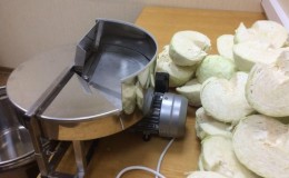 Instructions on how to properly salt cabbage for the winter in a saucepan with the addition of different ingredients