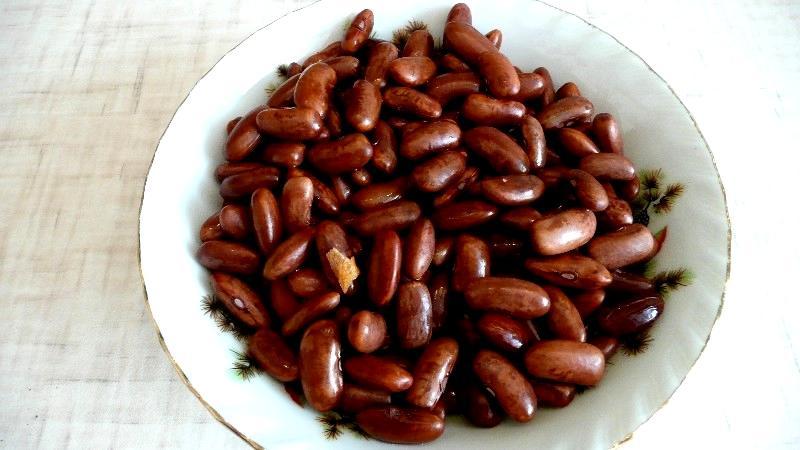 Choosing beans by color: which beans are healthier than white or red and how they differ from each other