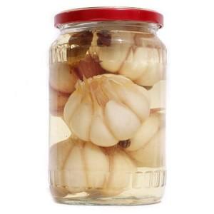 How to cook pickled garlic for the winter with cloves: top 15 easiest and most delicious recipes