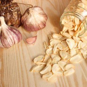 The simplest do-it-yourself preparations: storing garlic in glass jars - life hacks and important rules