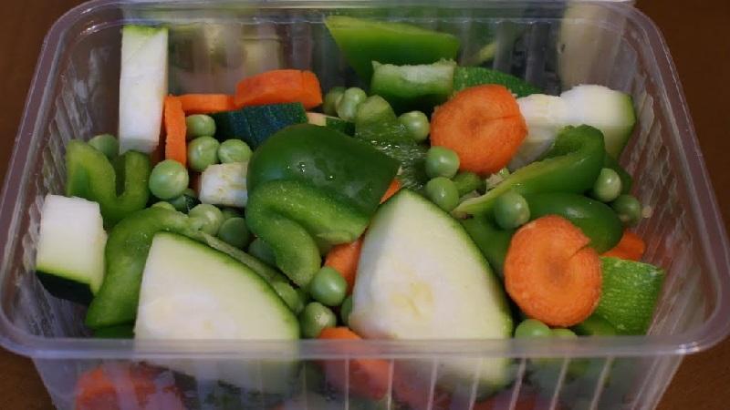 Let's preserve the taste and benefits: how to freeze zucchini fresh for the winter and what to cook from them later