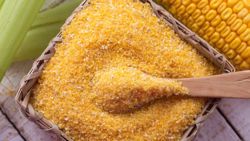 Does corn contain gluten, is it in corn grits and flour, and why is it so dangerous?