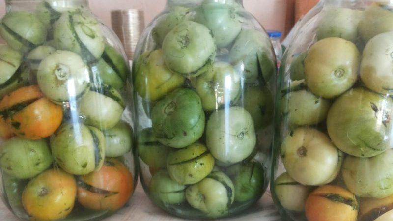 Top 15 best instant green tomato pickling recipes: making delicious tomatoes without the hassle