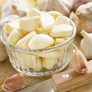 What are the benefits of garlic and how to use it correctly so as not to harm your health