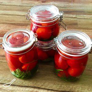 Unusual fruit with the original name: red banana tomato - what is it good for and how to grow it yourself
