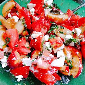 Mid-season, high-yielding and unusual in shape Casanova tomato: reviews of farmers and tips for growing