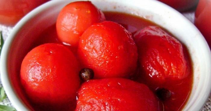 7 ways to peel a tomato: peeling tomatoes easily and easily with a secret from housewives