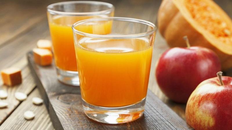 How to make freshly squeezed pumpkin juice: the best recipes with the addition of vegetables and fruits, application for treatment