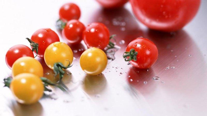 How to make delicious pickled cherry tomatoes: the best recipes and recommendations from experienced housewives
