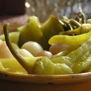 How to cook delicious pickled hot peppers for the winter: the best recipes from experienced housewives