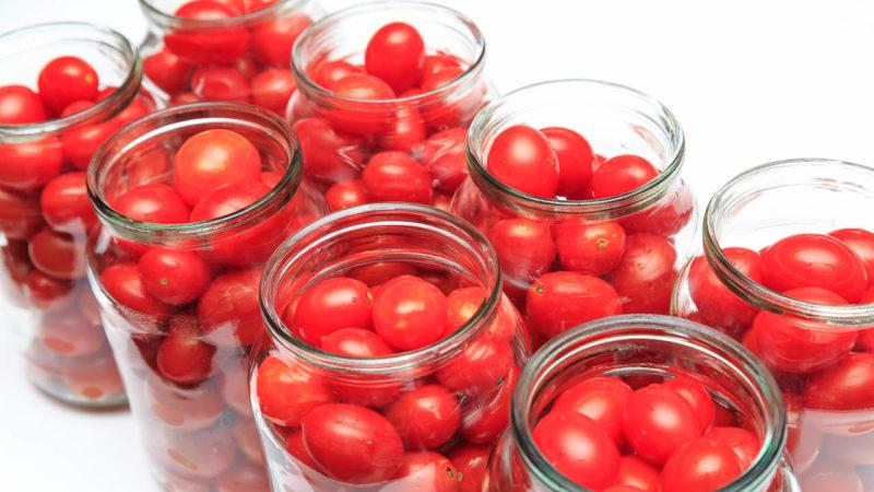 The most delicious recipes for canned cherry tomatoes: the best preparations for the winter from miniature tomatoes