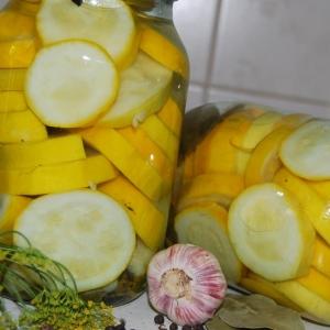 Top 10 best ways to make pickled zucchini for the winter: recipes from experienced housewives