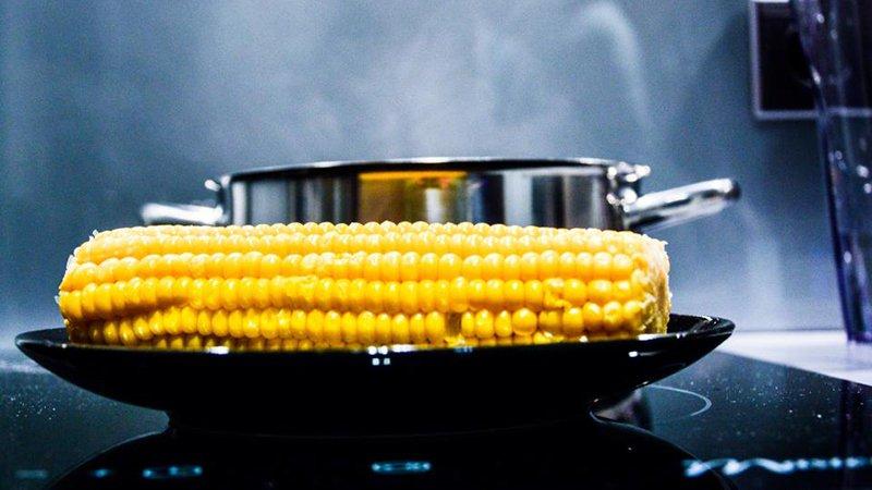 Eating corn for gout: is it possible or not, how to eat it so as not to harm your health