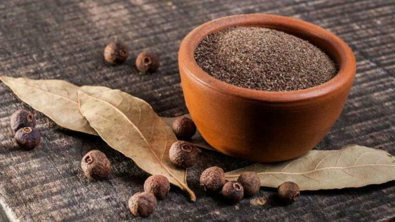 Unique properties of allspice peas, for which they love it