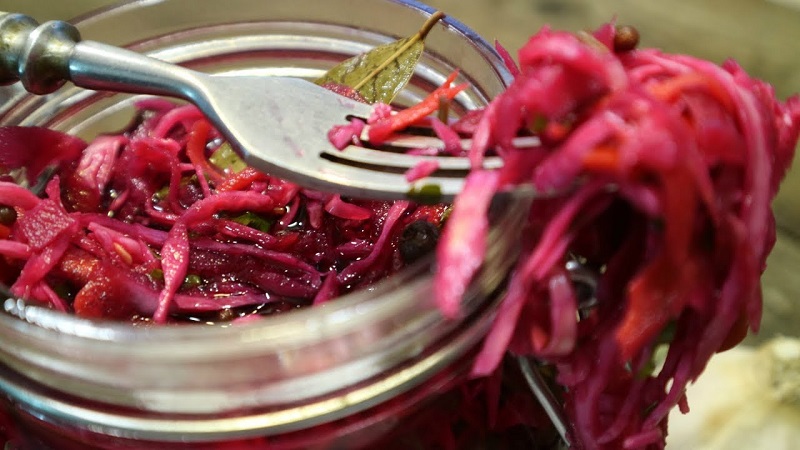 How to salt beets quickly and tasty: an express recipe for guests and ways to preserve a vegetable for the winter