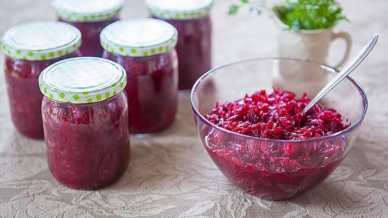 How to salt beets quickly and tasty: an express recipe for guests and ways to preserve a vegetable for the winter