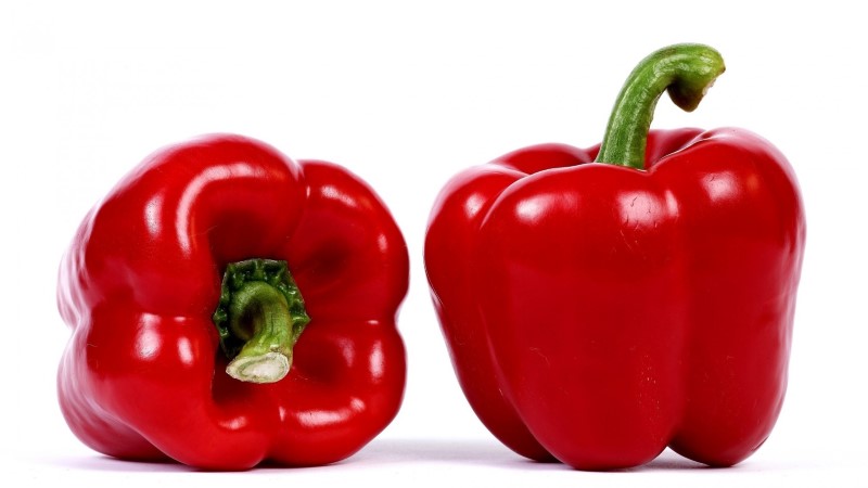 The benefits and harms of bell pepper: what a vegetable is good for the body and how to eat it correctly
