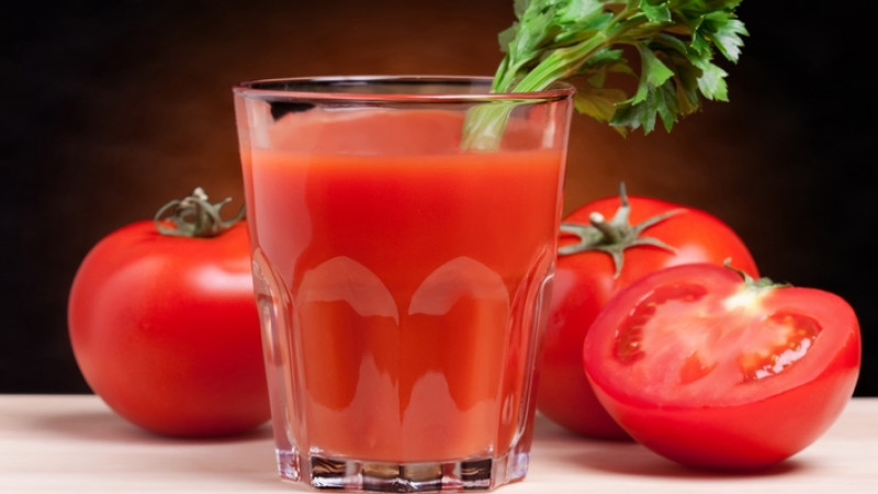 What are the benefits and harms of tomatoes for a woman's body: contraindications and norms for the use of tomatoes