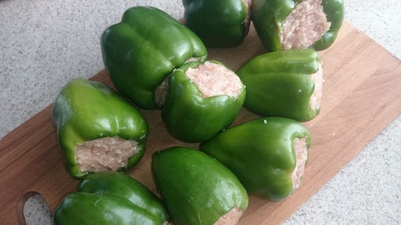 How to freeze bell peppers for the winter: we make useful preparations for delicious dishes