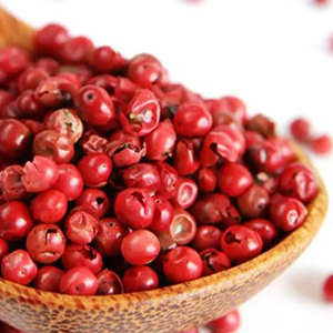 How and where does pink pepper grow and in what areas it is used