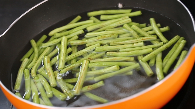 How to cook canned beans for the winter: the most delicious homemade recipes
