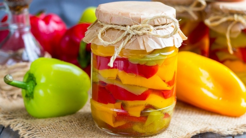 How to cook pickled peppers in oil for the winter: simple recipes from experienced housewives