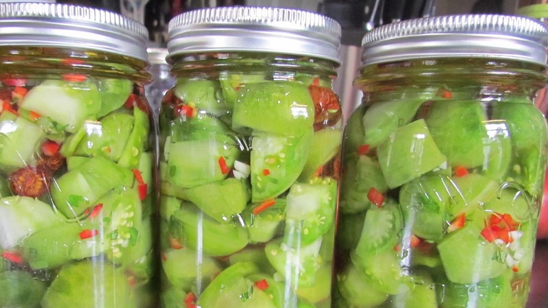 How to cook the most delicious green tomatoes for the winter: a selection of the best recipes