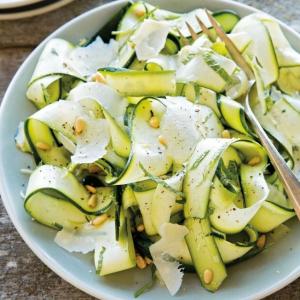How to make instant salted zucchini: the best ways
