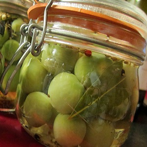 The most delicious recipes for pickling cherry tomatoes for the winter in jars: instructions and secrets of experienced housewives