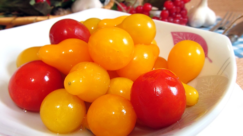 Harvesting cherry tomatoes for the winter: the most delicious preservation recipes and recommendations for their preparation